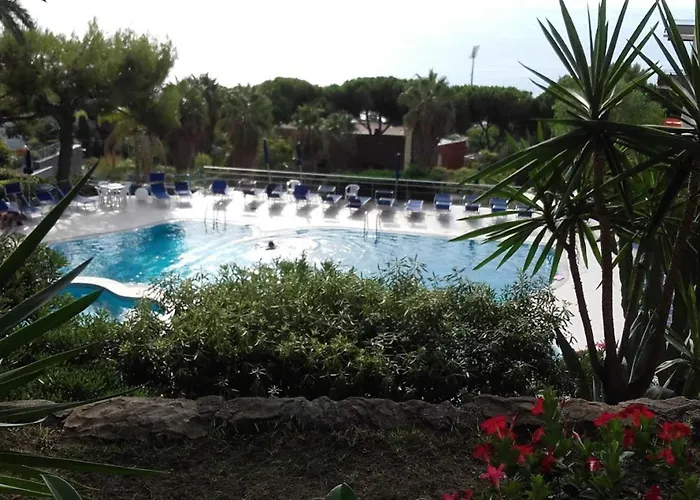 Bilocale Vista Mare Con Piscina - Happy Apartamento Sanremo