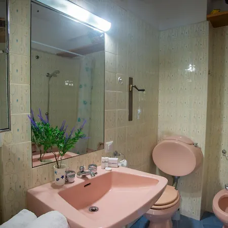 Bilocale Vista Mare Con Piscina - Happy شقة