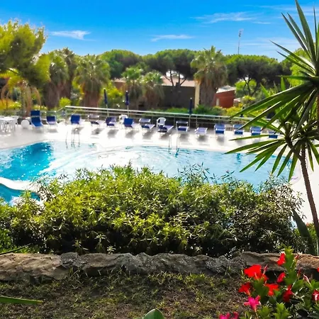 Bilocale Vista Mare Con Piscina Seaview Balcony & Pool - Happy 산레모