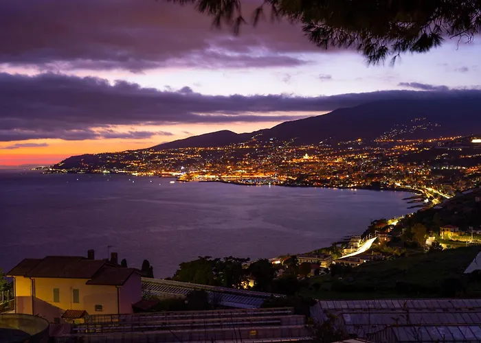 Bilocale Vista Mare Con Piscina - Happy